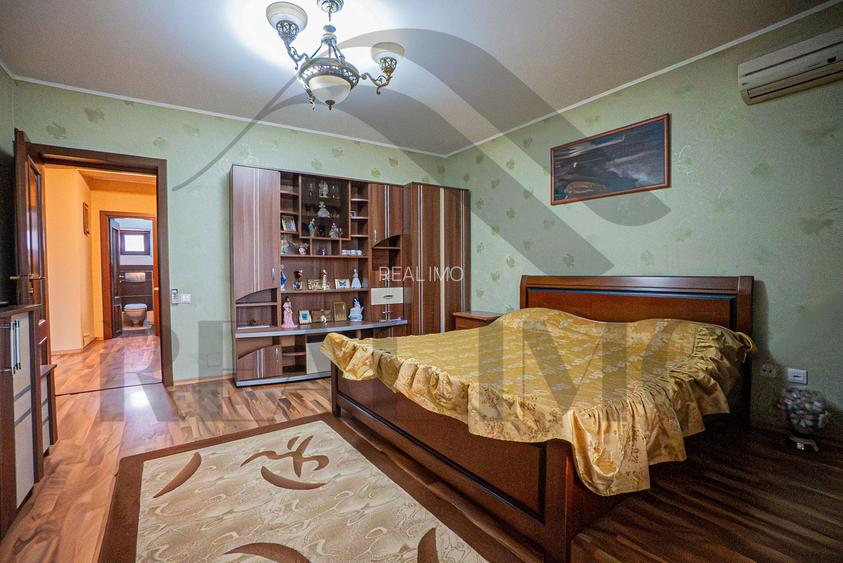 Vilă D+P+1E | 347 mp desfășurat | 487 mp teren | Ovidiu Sud - 23