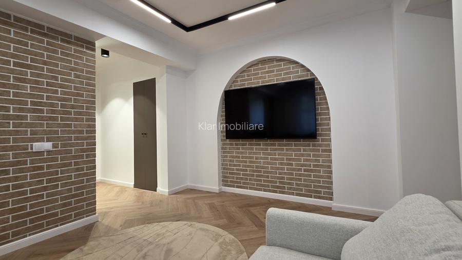 Apartament MODERN 2 camere 45mp, zona str. Horea - 18