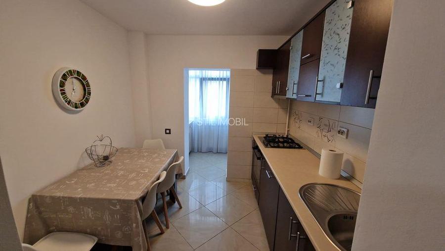 Apartament cu 2 camere - zona C.U.G. - 430E - 5
