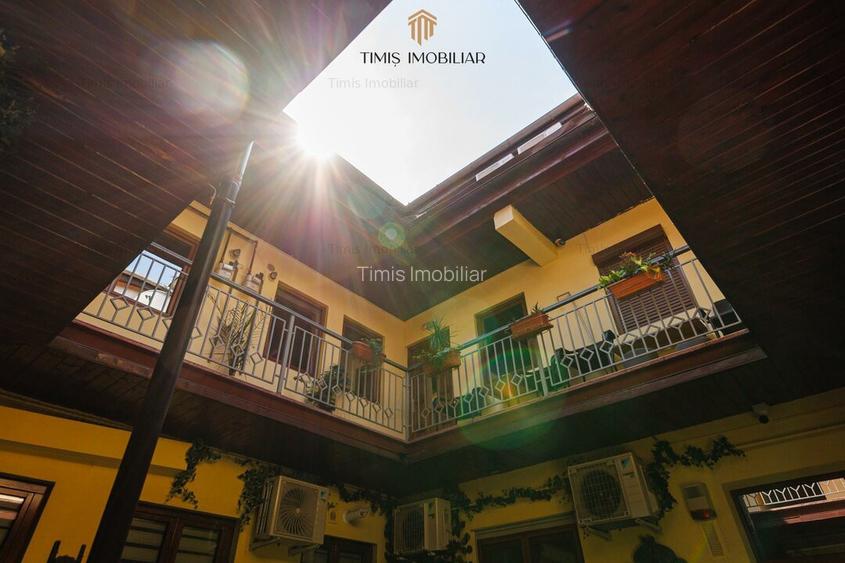 Apartament pe 2 niveluri I 3 cam & 2 băi, in P-ța Unirii  - Comision 0% - 24