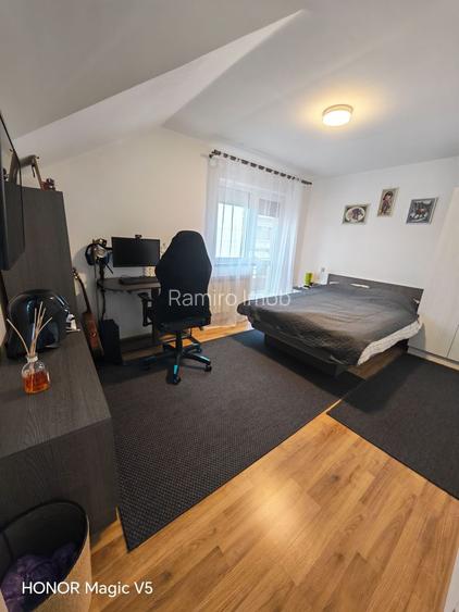 Vila Individuala 4 camere, anexa + curte libera 200mp Otopeni - 15