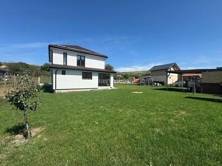 0% comision Casa individuala P+E+Pod-1000 mp teren - sat Pata - 14