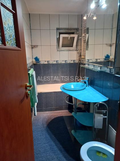 2 camere Vacaresti Pridvorului parc Lumea copiilor - loc de parcare - 11