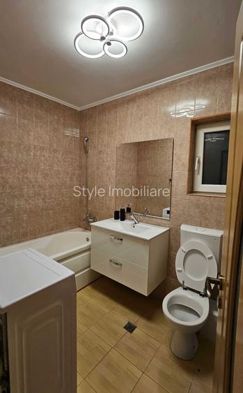 Inchiriez Apartament 2 Camere Decomandat - 3