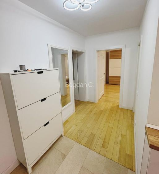 Ultracentral - Palatul Parlamentului, Casa Poporului, Fantani, 3 camere - 4