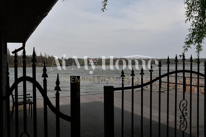 Vila unica pe malul Lacului Snagov, piscina si garaj ambarcatiuni, teren 1750 mp - 17