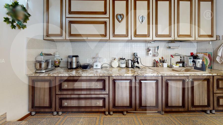 Domeniu de vanzare, Baile Govora(Pausesti-Otasau) cu teren de 20875mp - 16