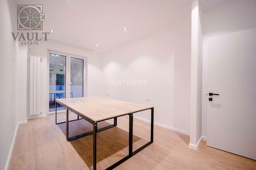 Apartament 4 camere - Loc de parcare / Terasa / Piata Victoriei - 3