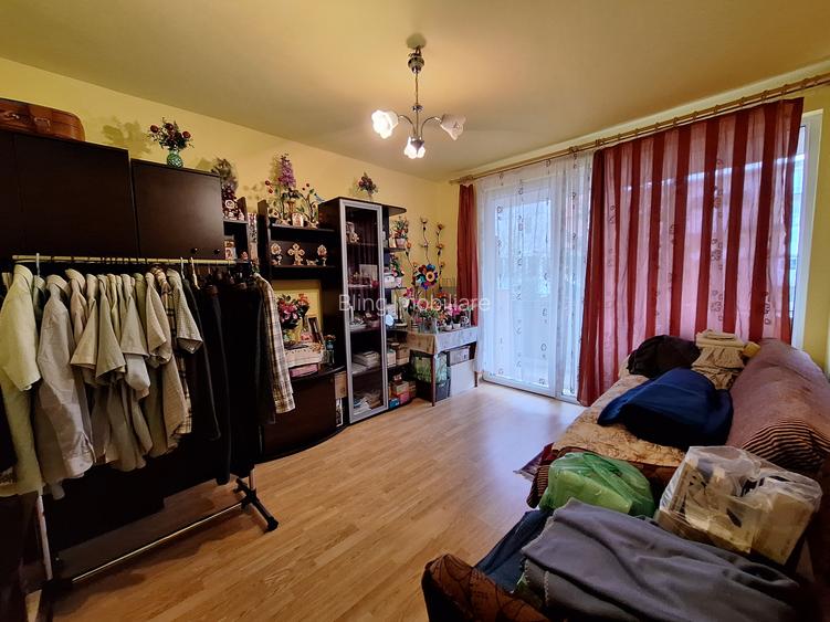 Apartament cu o camera decomandat, balcon, zona Eroilor - 3