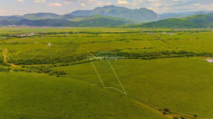 Teren 10,800mp Rasnov / Drumul DN73 - 6