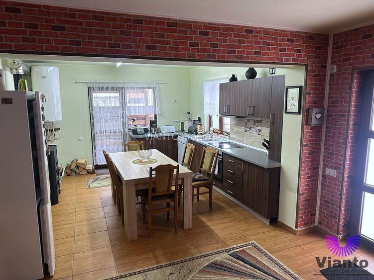 Casa 6 camere 168mpu si teren 305mp | Selimbar - 2