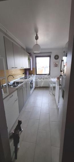 3 camere Vatra Luminoasă, centrală, et. 3, an 2013, 72 mp - 6