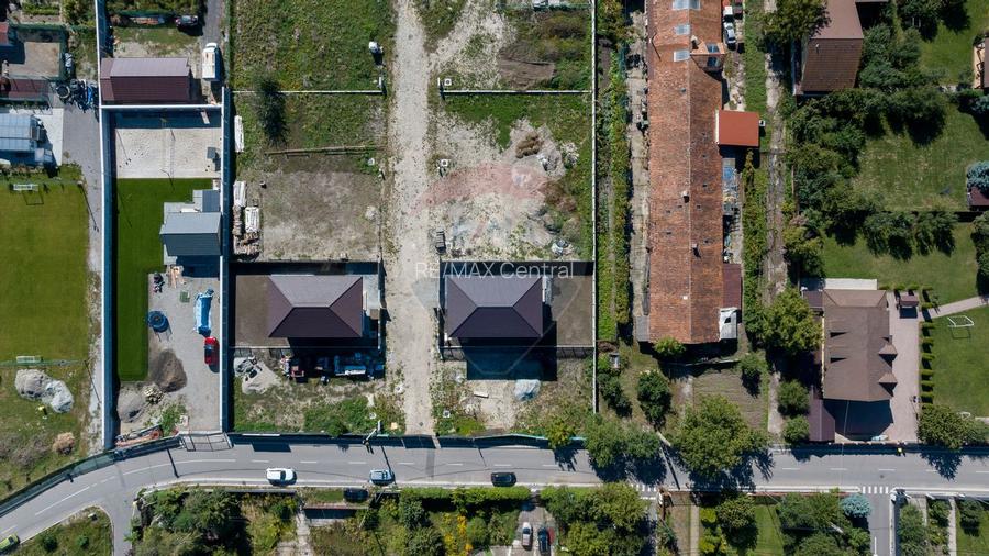 Casă / Vilă cu 5 camere de vânzare - 43