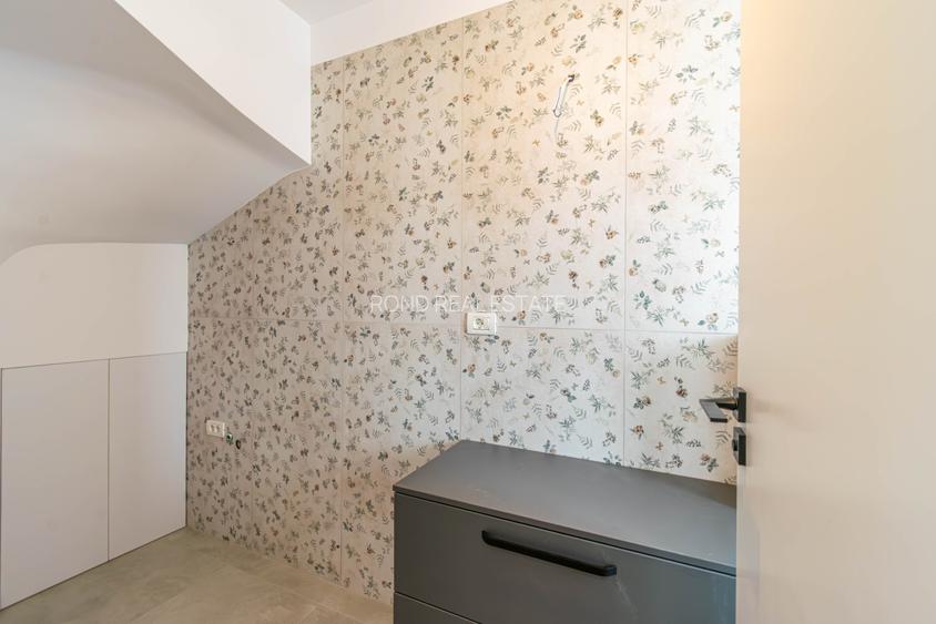 O casă sub propria ei lună - 12