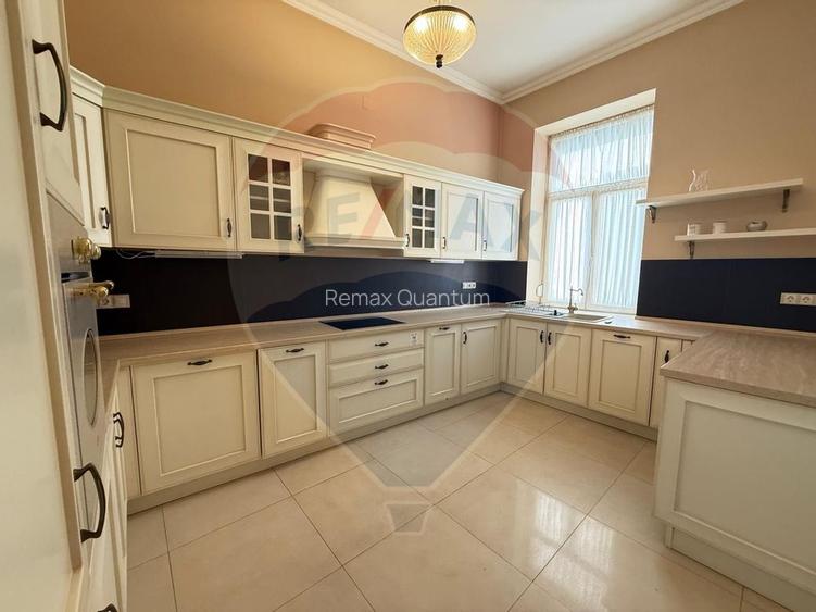 De închiriat apartament  lux, exclusivist- Palatul Vulturul Negru- - 6