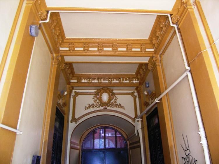 Unirii Bratianu cladire monument - 2