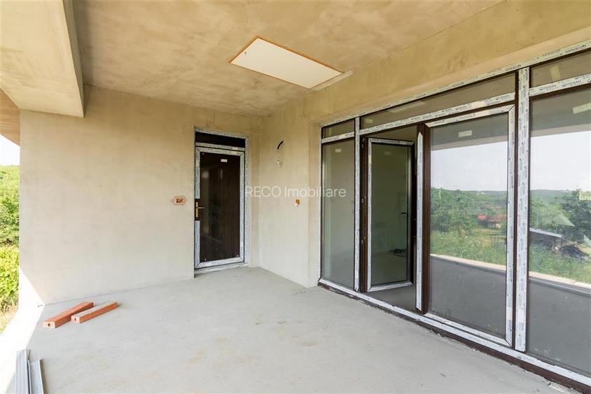 Casa cu living+3 camere cu panorama si teren mare pe Sofiei - 8