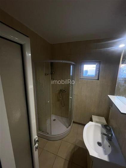 Apartament 3 camere Dacia - Decomandat - 12