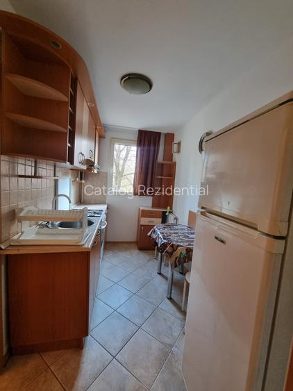 Apartament cu 2 camere de vanzare in zona Drumul Taberei metrou Favorit - 9