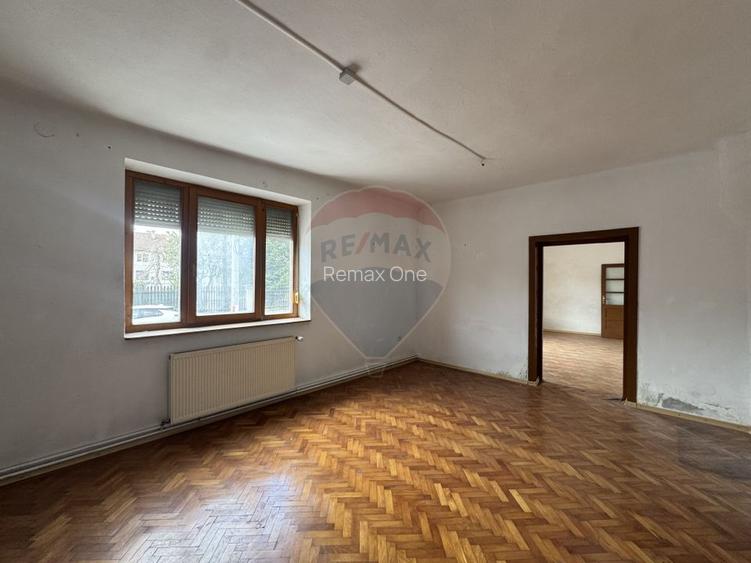 Casă Ultracentrală Singur în Curte,457 mp Teren, str. Brâncoveanu - 4