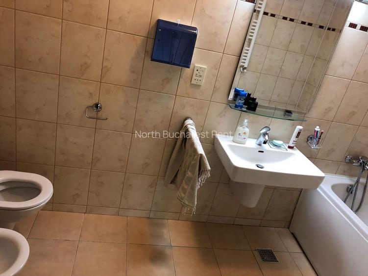 Apartament 3 camere | In zona Mosilor | Loc de Parcare - 12