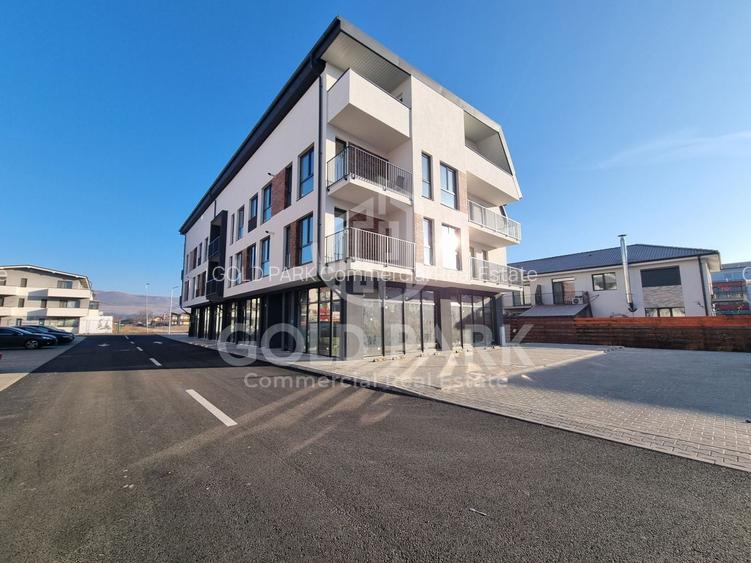 Spatiu Comercial - Zona Floresti - 80 mp - Bloc Nou  - VITRINA MARE - 18