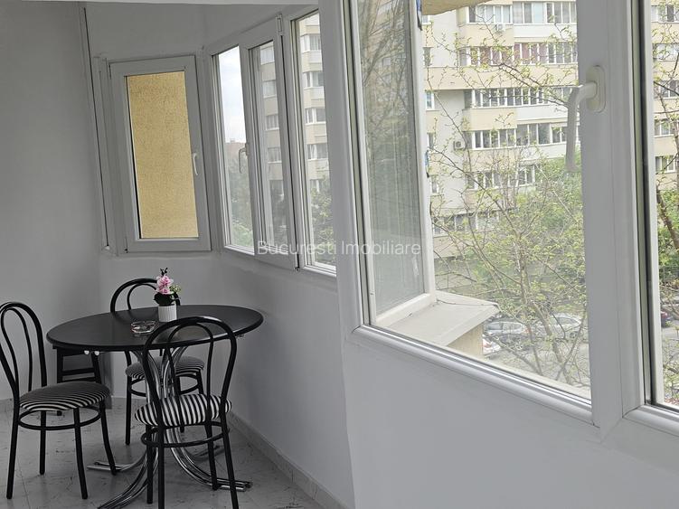 Apartament 3 Camere,Pantelimon,Mega Mall,bl.1978,reabilitat,et.3/10,Amenajat - 2