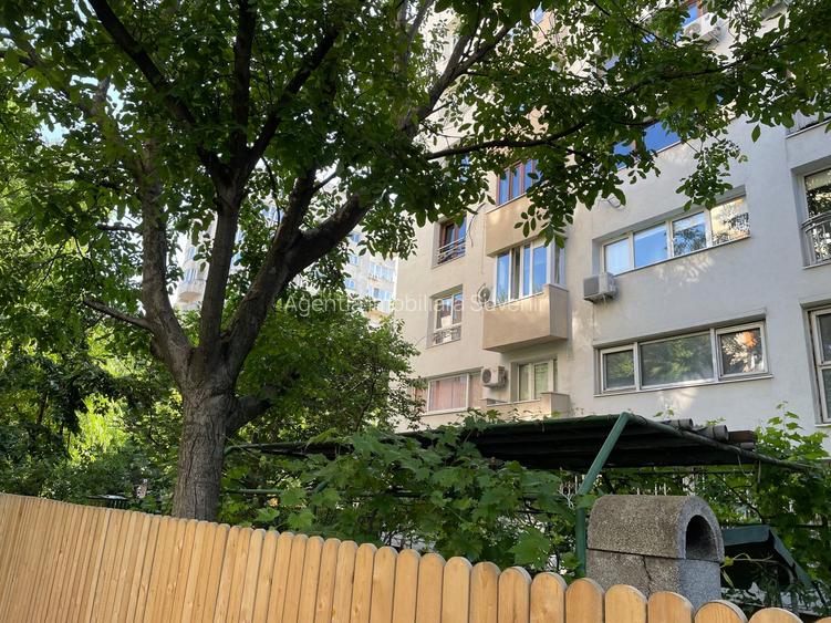 Calea Calarasilor, garsoniera spatioasa , bloc 1990, 104000 E. - 9