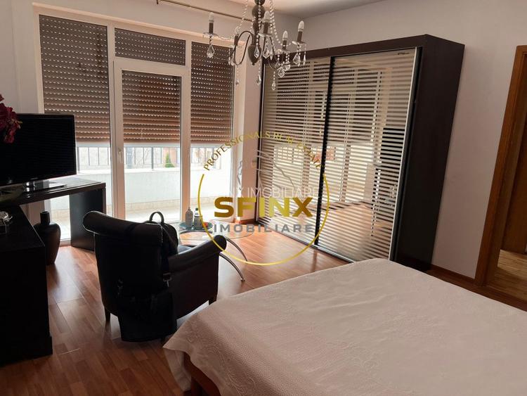 Vila eleganta, spatioasa, renovata, langa British School, garaj 3 locuri - 10