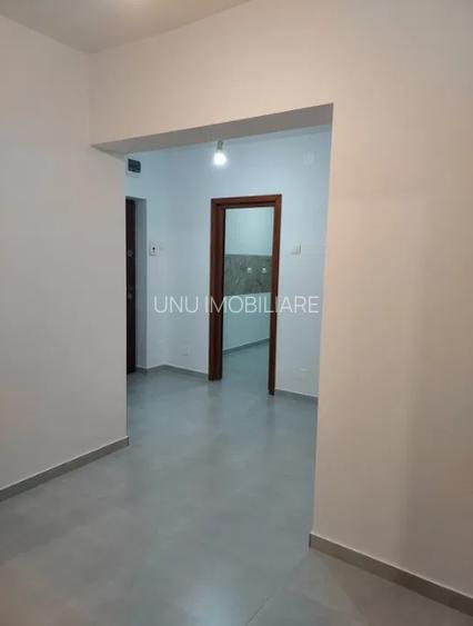 3 Camere Renovat bloc 1992 - Pacurari zona Petrom / Kaufland - Etaj intermediar - 5