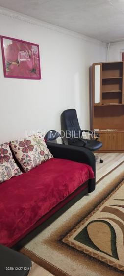 Garsoniera - zona Podu Ros - restaurant Cotnari - 6