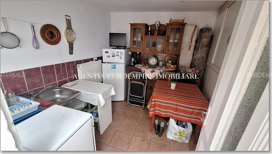 Garsoniera de inchiriat la curte zona Capitol - 7