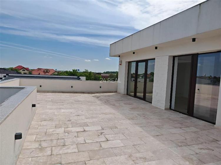 Etaj de vanzare in vila - 2 locuri de parcare incluse - 25