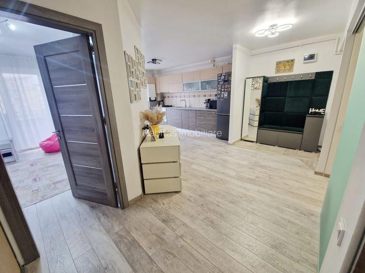 Apartament 3 camere, parcare, str Florilor Floresti Atelierul de Pizza - 11