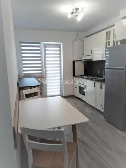 Apartament 2 camere, 55mp, etaj intermediar, loc de parcare, zona Metro - 2