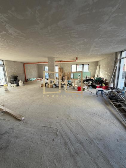 Spatiu Comercial de inchiriat, 348 mp, 200 mp terasa zona Subcetate! - 6