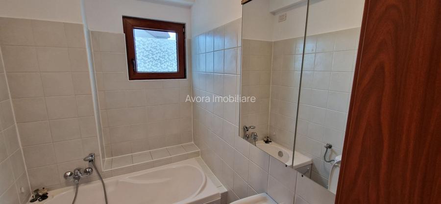 Apartament 3 camere Cozia Residence - 12