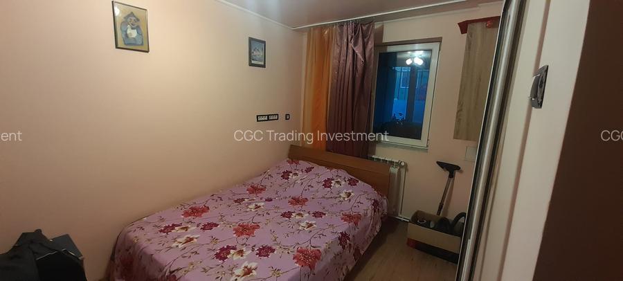 Apartament  cu 3 camere, semidecomandat,  situat la parter, în zona Tomis Nord - 3