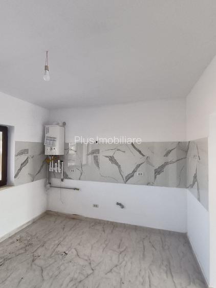 CASA SINGLE DEOSEBITA 4 CAMERE,VALEA LUPULUI ,IASI - 17