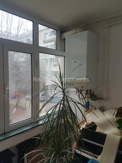 Apartament trei camere decomandat, mobilat, etaj unu, doua balcoane, Alecsandri - 15