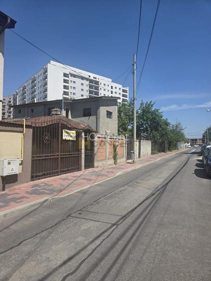 Teren cu Casa demolabila Gaz Curent Canalizare zona Titan Auchan - 2