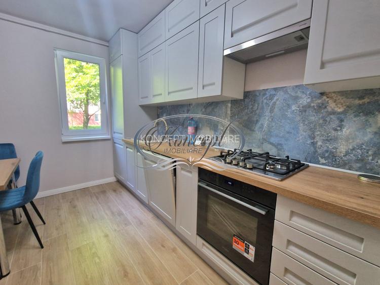 Apartament complet renovat cu garaj in zona Hotel Royal - 9