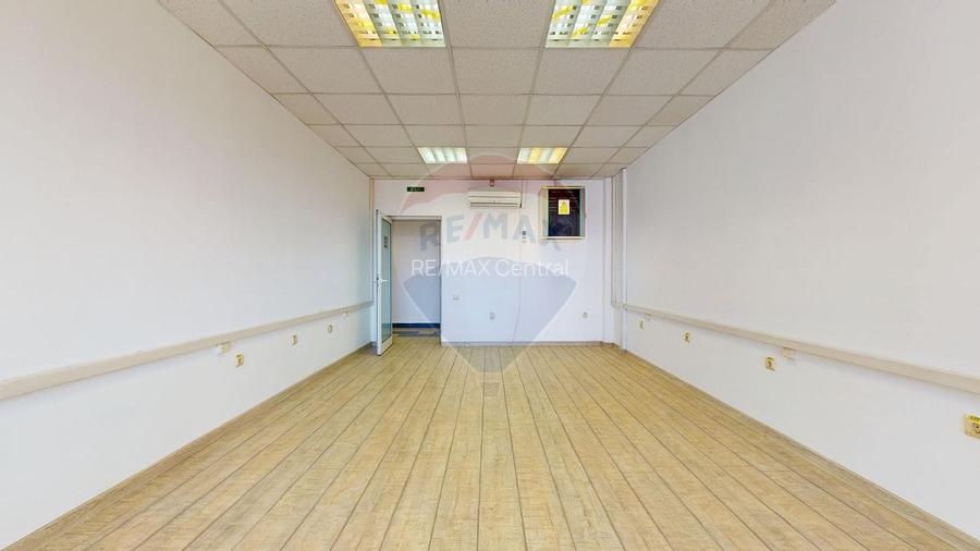 Birouri de închiriat în Brașov, Centrul Civic, clădire de birouri - 16