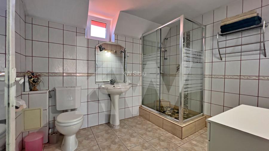 Casă 6 camere D+P+M-238 mp utili, 514 mp curte, Zona  Cartier Kogalniceanu - 23