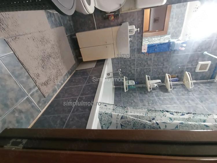 Decomandat spatios 3 camere 1 Decembrie 1918 Faur - 9