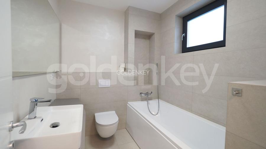 Vila duplex cu 5 camere modern mobilata | Restaurant Papion - 12