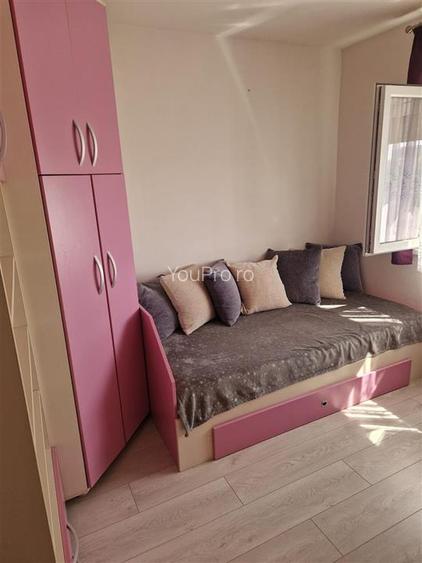 Dambovita 3 camere Decomandat etaj 4 - 14