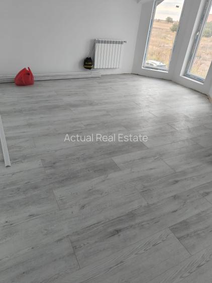 CASA CUMPANA| 4 DORMITOARE| TOATE UTILITATILE| - 11