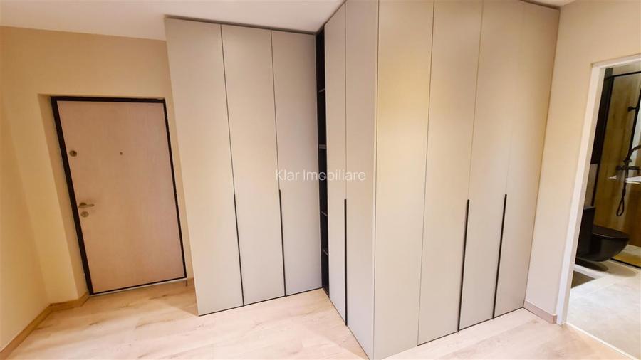 Apartament LUX 3 camere80mpbalconparcareAndrei Muresanu zona Sigma - 6