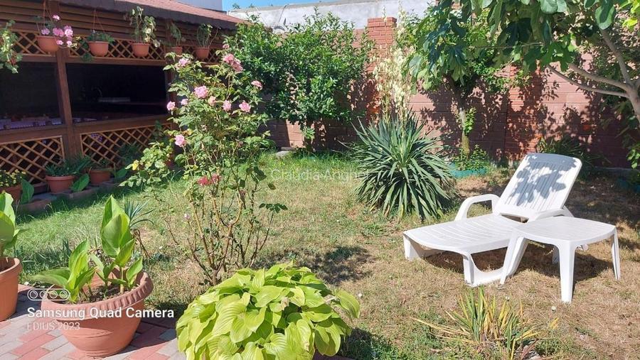 Vanzare pensiune 8 camere, 2 Mai  - 7